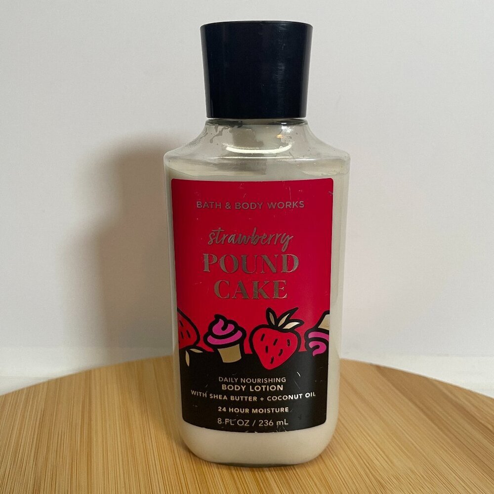 Bath & Body Works Strawberry Pound Cake Body Lotion 8 oz Shea Butter Coconut Oil